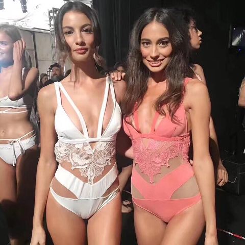 BST BIKINI THỜI TRANG HOT HIT SUMMER 2018