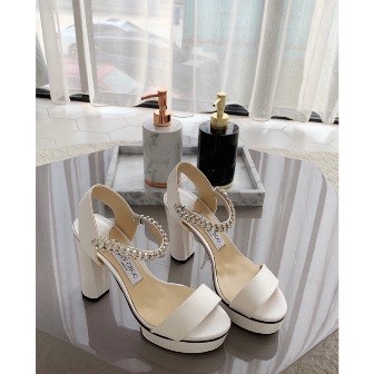 GUỐC JIMMY CHOO QUAI ĐÍNH ĐÁ 