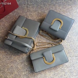 Thắt lưng Chanel bản vuông 
