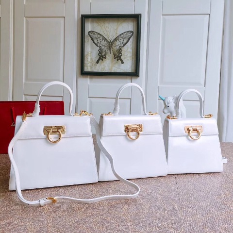 Thắt lưng Dior 