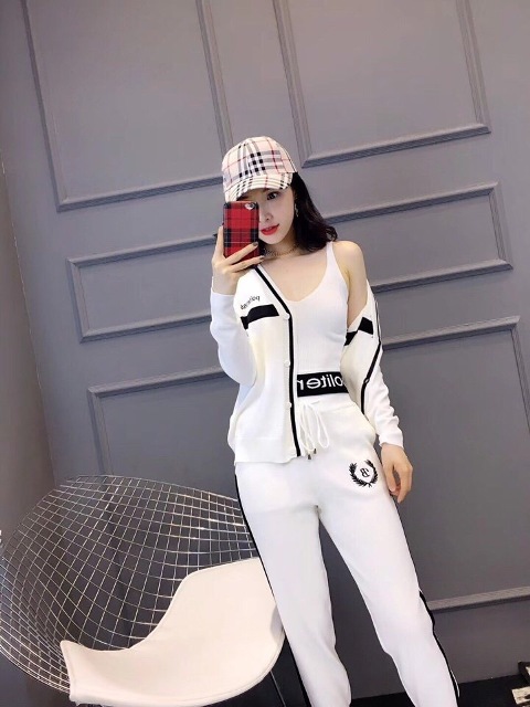 BST SET BỘ THỂ THAO SIÊU CẤP NEW HOT THU ĐÔNG 2018