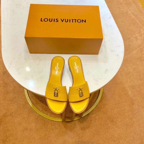 BST Guốc , Giày Thể Thao , Dép Siêu Cấp New