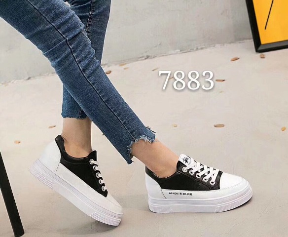 Kính không chỉ đơn thuần là một phụ kiện thời trang mà còn là vật dụng bảo vệ sức khỏe