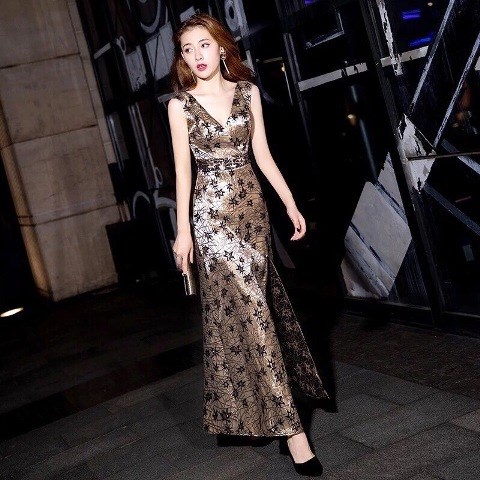 Giầy là bạn thân thiết đối với chúng ta trên mỗi chặng đường