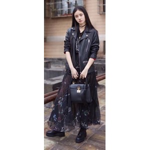 Áo len chưa bao giờ là cũ hay mờ nhạt để một tín đồ có thể lãng quên
