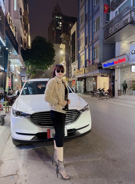 Vừa ấm áp lại vô cùng sang trọng, đây chính là vẻ đẹp thời thượng mang đến cho bạn gái
