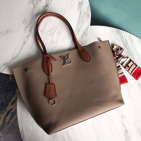 BST TÚI XÁCH SIÊU CẤP THU ĐÔNG 2018