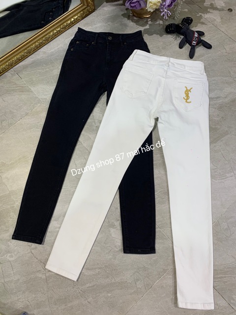  Quần jeans luôn có chỗ đứng trong xu hướng thời trang ở mọi thời kì