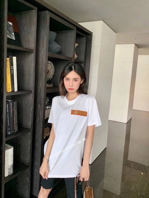 Cuốn hút mọi ánh nhìn khi xuống phố với áo phông sành điệu 