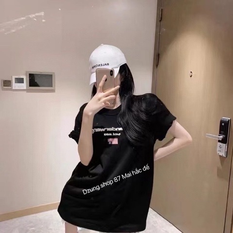 Cuốn hút mọi ánh nhìn khi xuống phố với áo phông sành điệu 