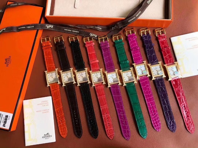 Thời gian này nhắc nhớ chúng ta về tác dụng và ý nghĩa sâu xa của những cỗ máy chỉ giờ. Nó sẽ nhắc bạn đúng giờ, hiện hữu trước mắt bạn, cho bạn thấy mỗi giây trôi qua kim giây lại nhảy một nấc, 