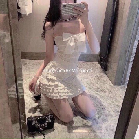 Dẫn đầu xu hướng thời trang mới nhất, Dzung mang đến bộ sưu tập thời trang đằng cấp hàng đầu. Sang trọng và thanh lịch, tối giản nhưng không đơn điệu 