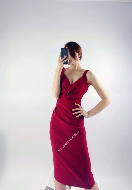 Dẫn đầu xu hướng thời trang mới nhất, Dzung mang đến bộ sưu tập thời trang đằng cấp hàng đầu. Sang trọng và thanh lịch, tối giản nhưng không đơn điệu 