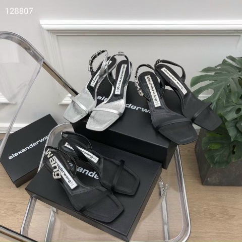 HÀNG CÓ SẴN TẠI SHOP