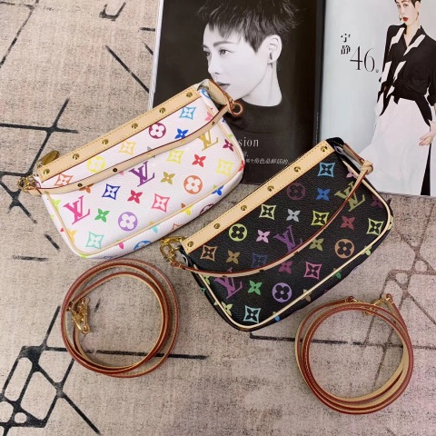 HÀNG CÓ SẴN TẠI SHOP