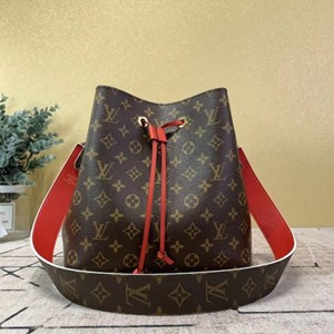 HÀNG CÓ SẴN TẠI SHOP