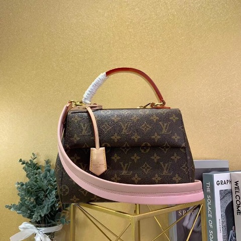 HÀNG CÓ SẴN TẠI SHOP