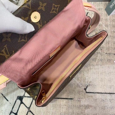 HÀNG CÓ SẴN TẠI SHOP