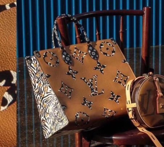 HÀNG CÓ SẴN TẠI SHOP