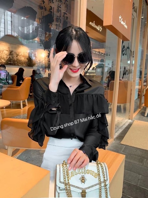 Mỗi mẫu áo sơ mi nữ đẹp 2021 đều đem đến cho người mặc nét thanh tao, nhã nhặn và lịch sự.