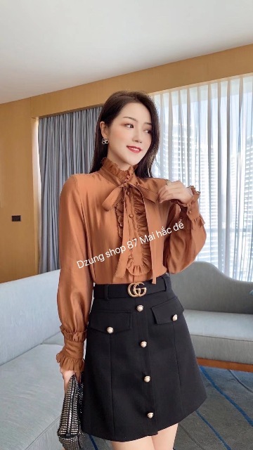 Mỗi mẫu áo sơ mi nữ đẹp 2021 đều đem đến cho người mặc nét thanh tao, nhã nhặn và lịch sự.