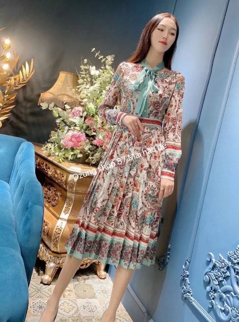 Dẫn đầu xu hướng thời trang mới nhất, Dzung mang đến bộ sưu tập thời trang đằng cấp hàng đầu. Sang trọng và thanh lịch, tối giản nhưng không đơn điệu 