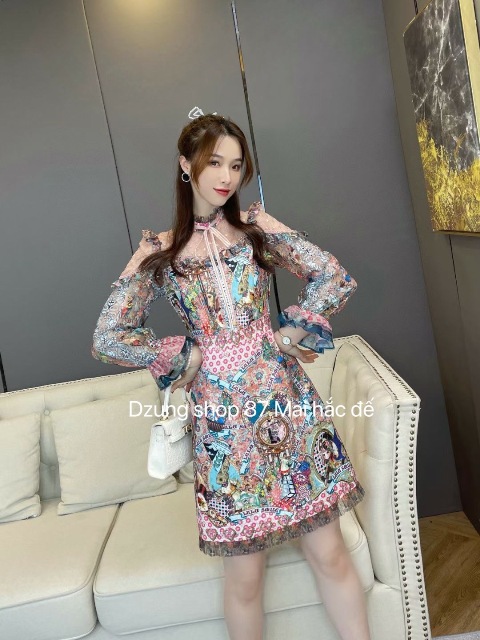 Dẫn đầu xu hướng thời trang mới nhất, Dzung mang đến bộ sưu tập thời trang đằng cấp hàng đầu. Sang trọng và thanh lịch, tối giản nhưng không đơn điệu 