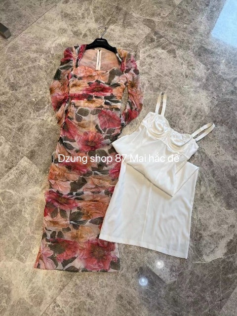 Dẫn đầu xu hướng thời trang mới nhất, Dzung mang đến bộ sưu tập thời trang đằng cấp hàng đầu. Sang trọng và thanh lịch, tối giản nhưng không đơn điệu 