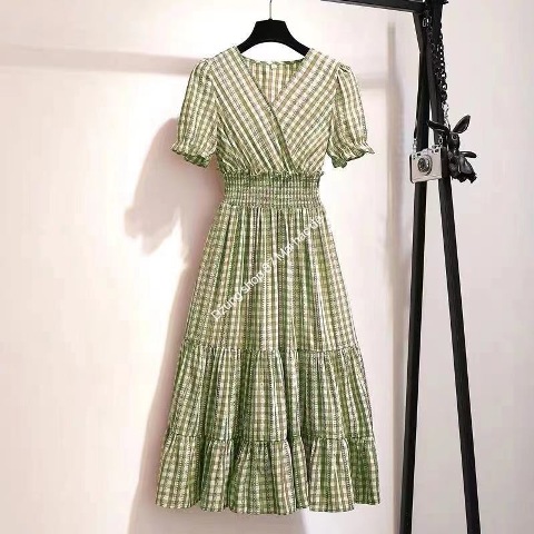 Dẫn đầu xu hướng thời trang mới nhất, Dzung mang đến bộ sưu tập thời trang đằng cấp hàng đầu. Sang trọng và thanh lịch, tối giản nhưng không đơn điệu 