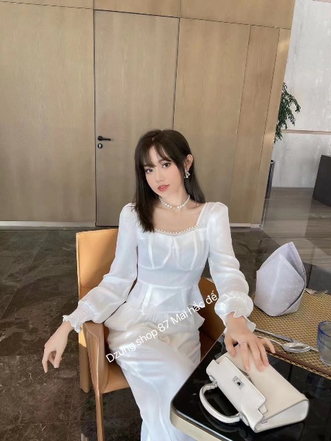 Dẫn đầu xu hướng thời trang mới nhất, Dzung mang đến bộ sưu tập thời trang đằng cấp hàng đầu. Sang trọng và thanh lịch, tối giản nhưng không đơn điệu 