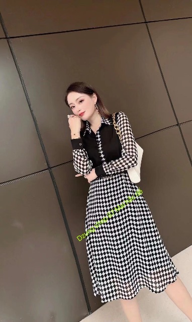 Dẫn đầu xu hướng thời trang mới nhất, Dzung mang đến bộ sưu tập thời trang đằng cấp hàng đầu. Sang trọng và thanh lịch, tối giản nhưng không đơn điệu 