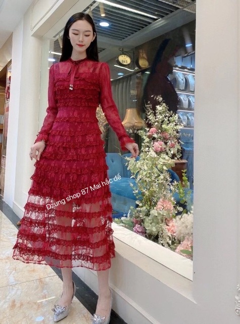 Dẫn đầu xu hướng thời trang mới nhất, Dzung mang đến bộ sưu tập thời trang đằng cấp hàng đầu. Sang trọng và thanh lịch, tối giản nhưng không đơn điệu 