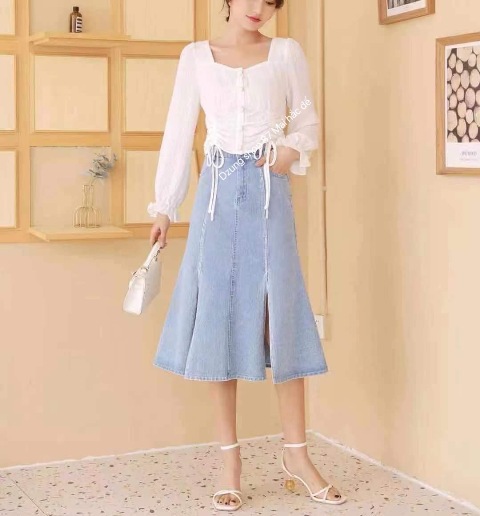 Mỗi mẫu áo sơ mi nữ đẹp 2021 đều đem đến cho người mặc nét thanh tao, nhã nhặn và lịch sự.