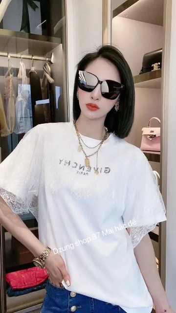 Áo thun cộc tay món đồ quen thuộc vào mùa hè với tất cả các cô gái. Với những cách phối đồ cùng chiếc áo này dưới đây sẽ giúp các nàng thêm tự tin, năng động đón hè.