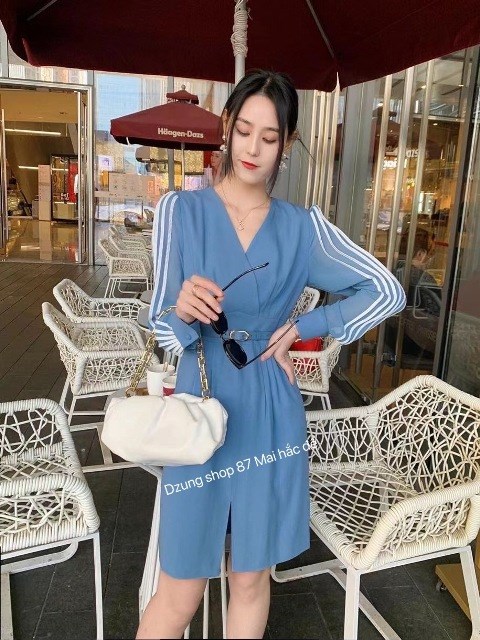 Dẫn đầu xu hướng thời trang mới nhất, Dzung mang đến bộ sưu tập thời trang đằng cấp hàng đầu. Sang trọng và thanh lịch, tối giản nhưng không đơn điệu 
