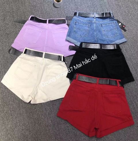 Trong vô vàn các loại trang phục điệu đà, chân váy có ưu điểm là đánh lừa thị giác, làm đôi chân người mặc trông thon dài hơn. Ngoài ra, chúng còn giúp chị em có một vẻ ngoài nổi bật và cuốn hút.