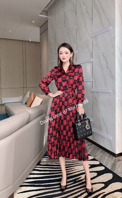 Dẫn đầu xu hướng thời trang mới nhất, Dzung mang đến bộ sưu tập thời trang đằng cấp hàng đầu. Sang trọng và thanh lịch, tối giản nhưng không đơn điệu 