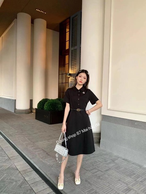 Dẫn đầu xu hướng thời trang mới nhất, Dzung mang đến bộ sưu tập thời trang đằng cấp hàng đầu. Sang trọng và thanh lịch, tối giản nhưng không đơn điệu 