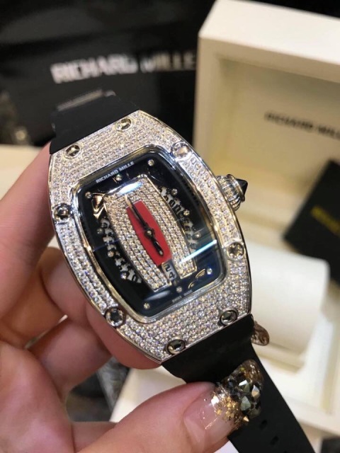 BST Đồng Hồ Siêu Cấp New Hot