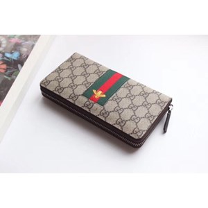 Đồng hồ không chỉ nhắc ta về thời gian mà còn là phụ kiện không thể thiếu