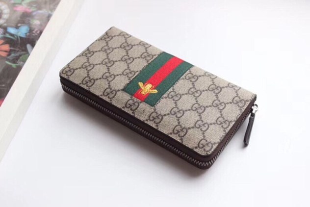 Phụ kiện thời trang là món đồ không thể thiếu đối với Phụ nữ