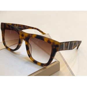 Áo khoác đẹp không chỉ đủ ấm, che chở cơ thể trước cái giá lạnh cảu mùa thời trang thu đông