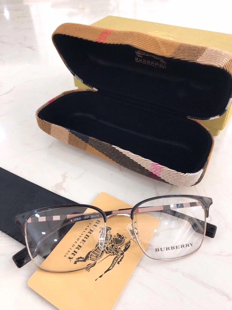 BST Kính Siêu Cấp New Hot