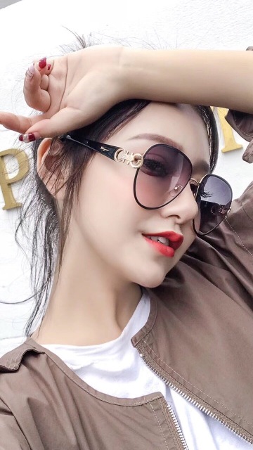 BST kính thời trang siêu Hot 