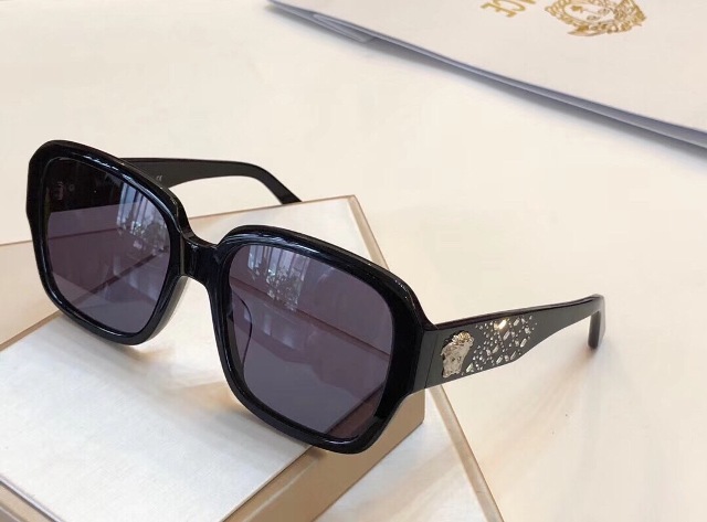 BST KÍNH MẮT THỜI TRANG XUÂN HÈ HOT 2019