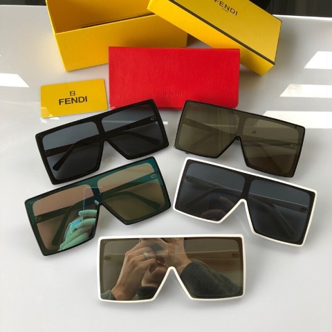 BST KÍNH MẮT THỜI TRANG XUÂN HÈ HOT 2019