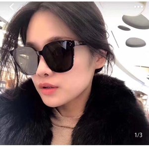 Đồng hồ không chỉ nhắc ta về thời gian mà còn là phụ kiện không thể thiếu