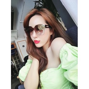 Đồng hồ không chỉ nhắc ta về thời gian mà còn là phụ kiện không thể thiếu