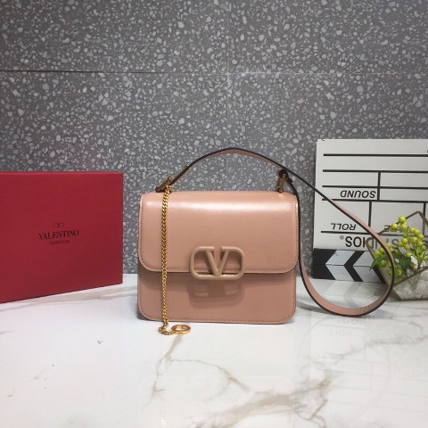 BST VÁY THỜI TRANG NEW HOT XUÂN HÈ  2019