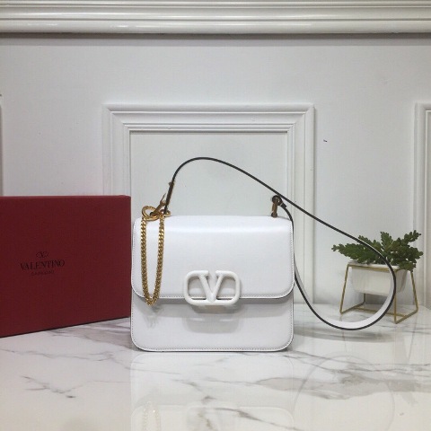 BST VÁY THỜI TRANG NEW HOT XUÂN HÈ  2019